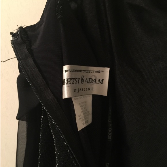 Beautiful Black Shimmery Dress - Picture 4 of 4